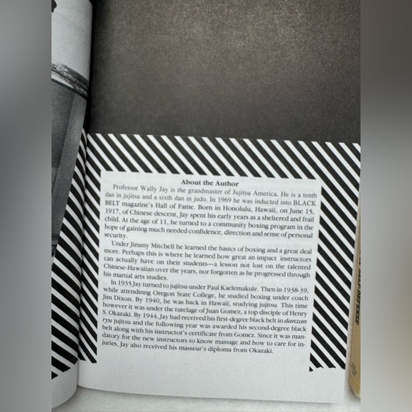 small-circle jujutsu by wally jayđź“• BRUCE TEGNER'S COMPLETE BOOK OF SELFDEFENSE - Picture 7 of 14